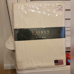 NWT VTG Lauren Ralph Lauren 60" x 84" Cream Twill Tablecloth